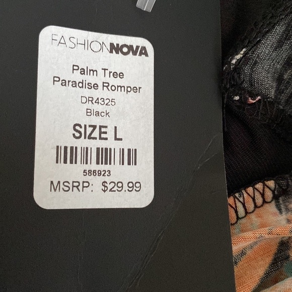 Fashion Nova Palm Tree Paradise Romper Size Large Head Turner Stretchy Comfy NWT - Picture 7 of 16